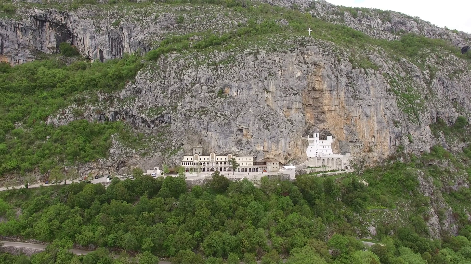 Острог - экскурсия в монастырь (Черногория)